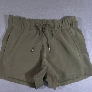Lululemon Shorts Women's Size 4 Green On The Fly Army Green